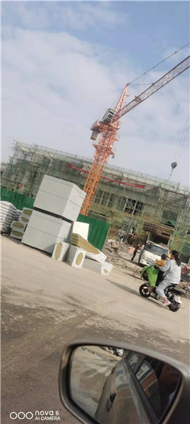 大型塔機(jī)租賃 大型塔機(jī)租賃